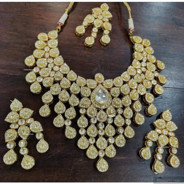 Bollywood style Polki Kundan pan shape droplet bridal necklace set