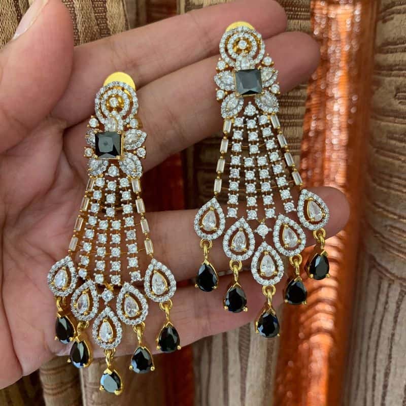 Trendy black chandelier design dangle earrings